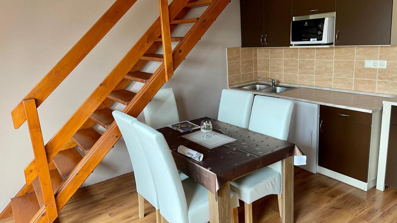 Gyula Vár Panoráma Apartman Esterno foto
